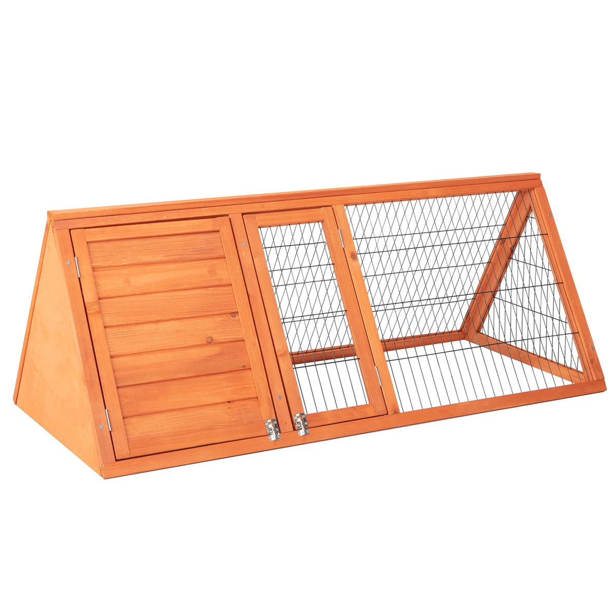 End view of the rabbit hutch shelter